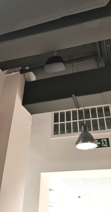 Altavoz de pared